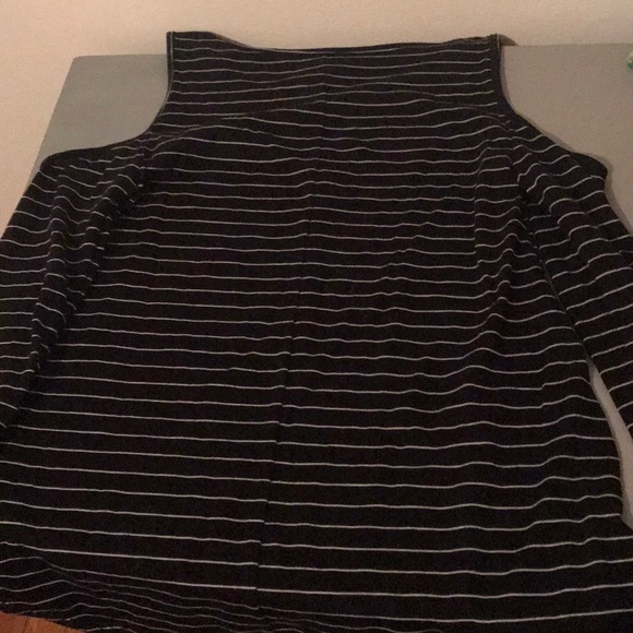 Top - Picture 3 of 3